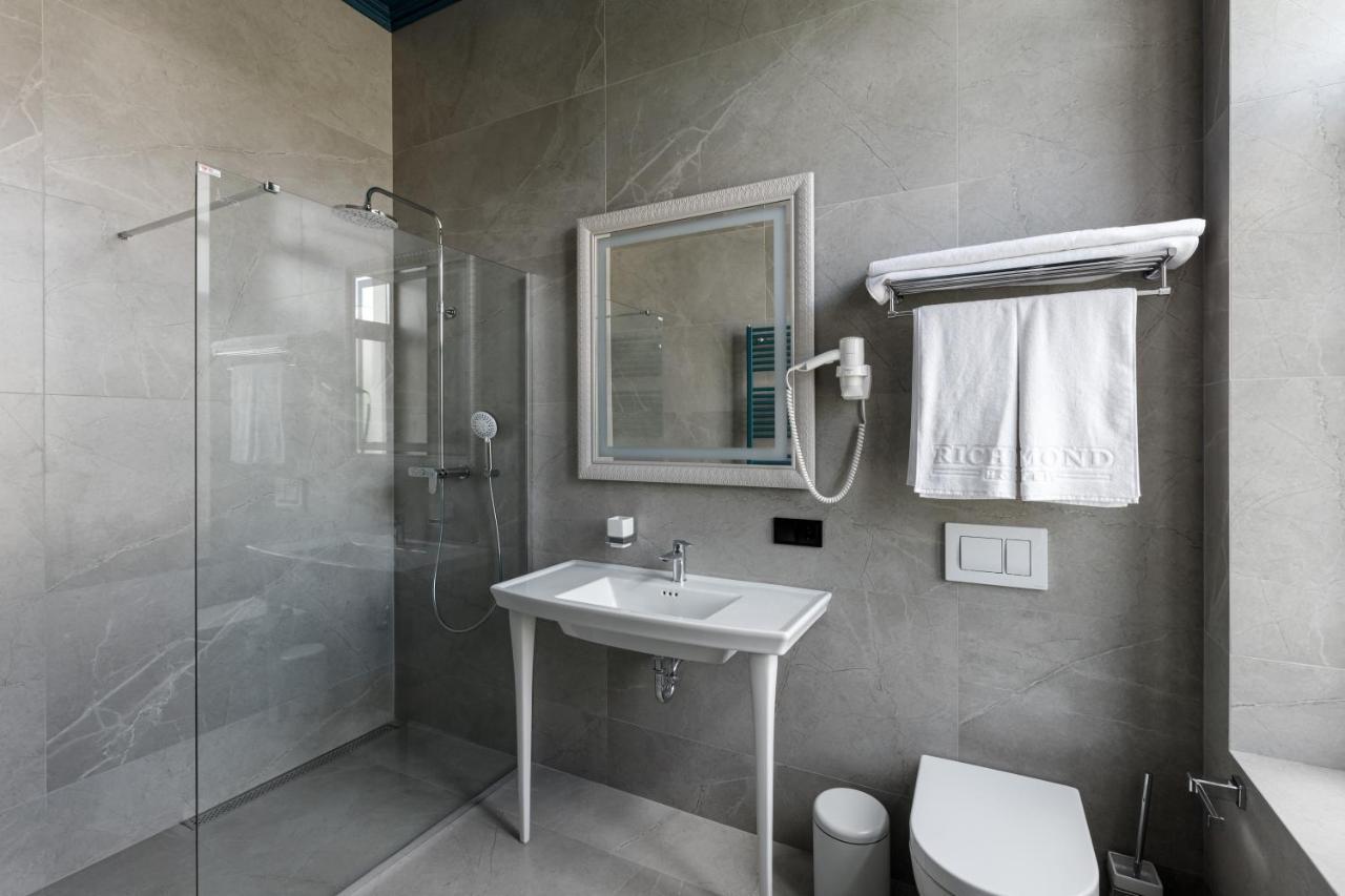 Richmond Hotel Кишинів Екстер'єр фото